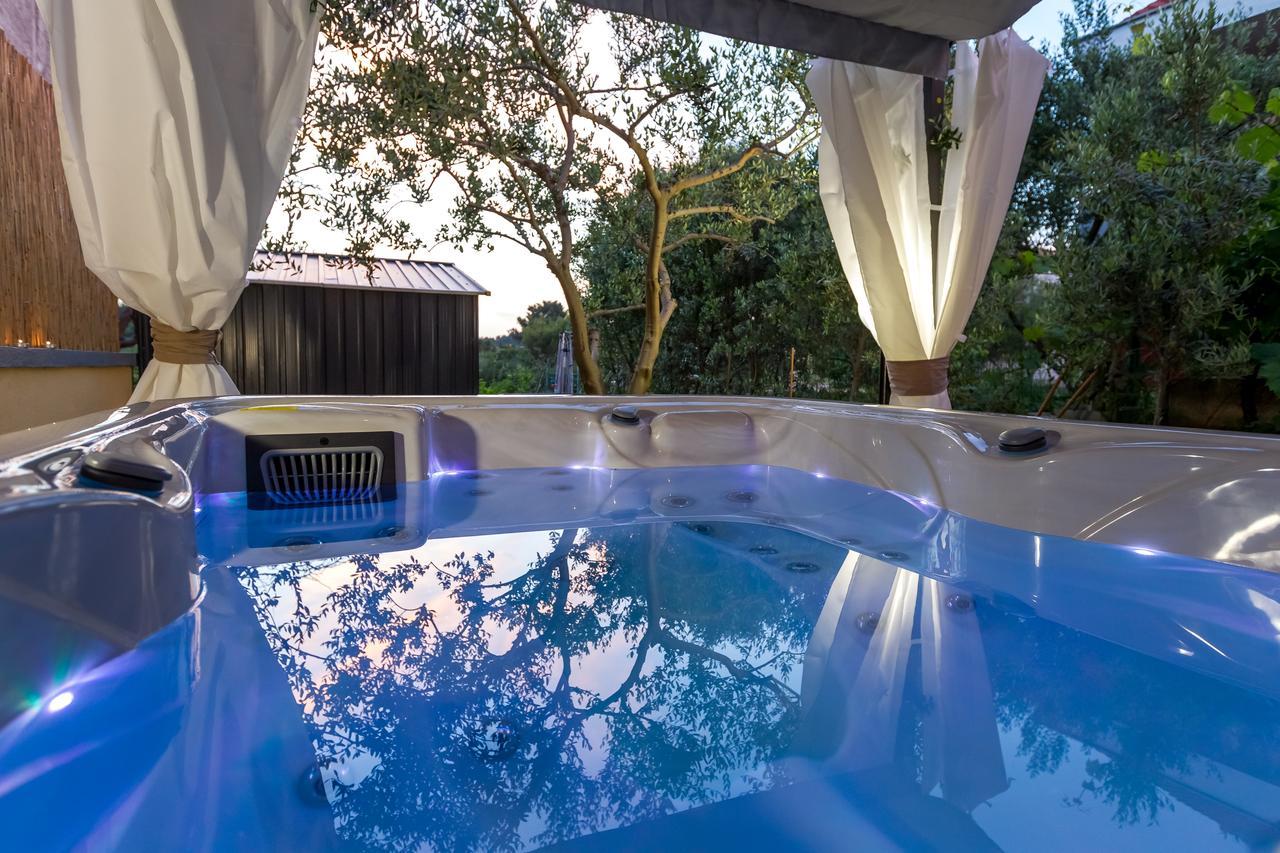 Pool Apartments Julia زادار المظهر الخارجي الصورة